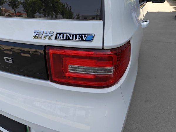 Wuling Hongguang MINIEV 2022, 8900 км, за 4890 USD - фото 7
