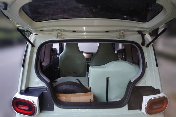 Wuling Hongguang MINIEV 2024, 24000 км, за 5353 USD - фото 20
