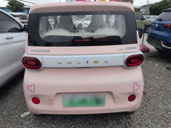 Wuling Hongguang MINIEV 2024, 8900 км, за 6600 USD - фото 11