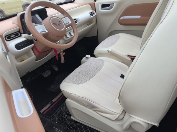 Wuling Hongguang MINIEV 2024, 8900 км, за 6600 USD - фото 13