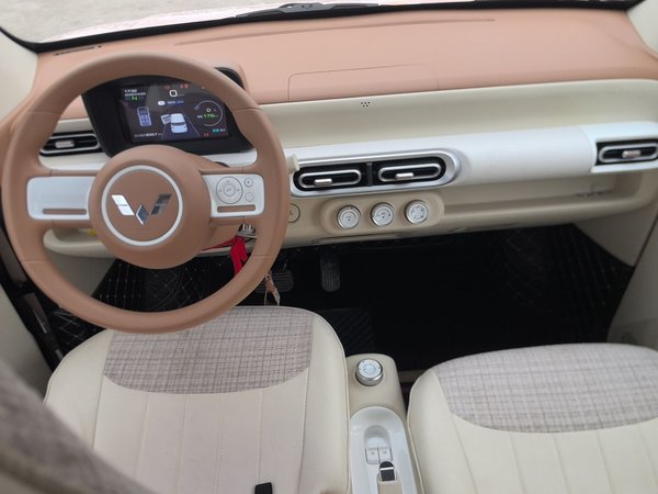 Wuling Hongguang MINIEV 2024, 8900 км, за 6600 USD - фото 18