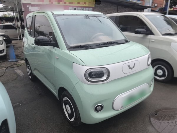 Wuling Hongguang MINIEV 2024, 14000 км, за 6160 USD