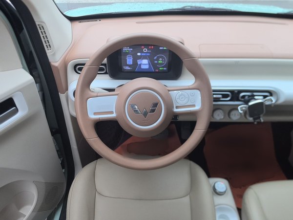 Wuling Hongguang MINIEV 2024, 14000 км, за 6160 USD - фото 17