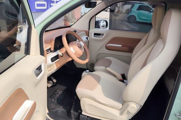 Wuling Hongguang MINIEV 2024, 15500 км, за 5414 USD - фото 18