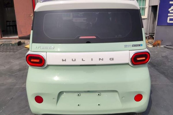 Wuling Hongguang MINIEV 2024, 15500 км, за 5414 USD