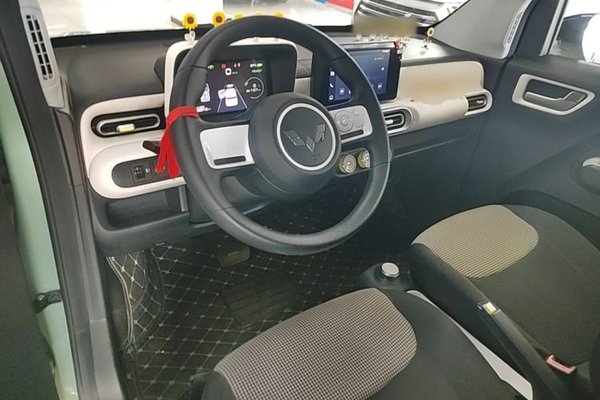 Wuling Hongguang MINIEV 2024, 23300 км, за 5929 USD - фото 17