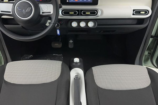 Wuling Hongguang MINIEV 2024, 23300 км, за 5929 USD - фото 22