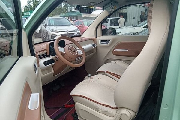 Wuling Hongguang MINIEV 2024, 9900 км, за 6304 USD - фото 19