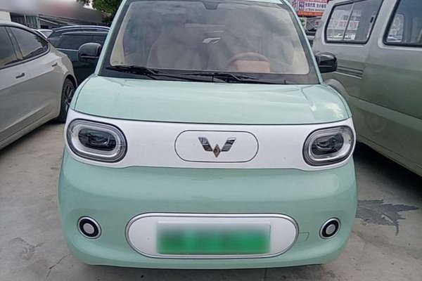 Wuling Hongguang MINIEV 2024, 9900 км, за 6304 USD