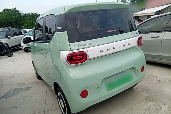 Wuling Hongguang MINIEV 2024, 9900 км, за 6304 USD