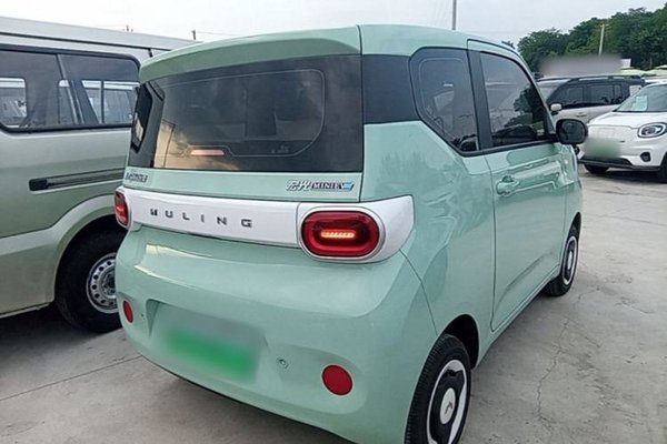Wuling Hongguang MINIEV 2024, 9900 км, за 6304 USD - фото 6