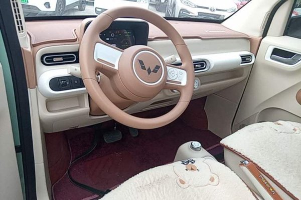 Wuling Hongguang MINIEV 2024, 9900 км, за 6304 USD - фото 14