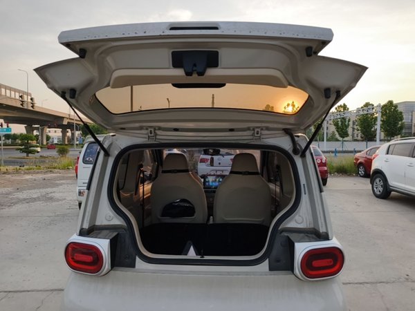 Wuling Hongguang MINIEV 2024, 11600 км, за 6474 USD - фото 22