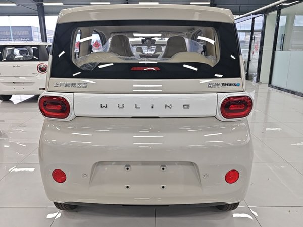 Wuling Hongguang MINIEV 2024, 13400 км, за 6645 USD - фото 16