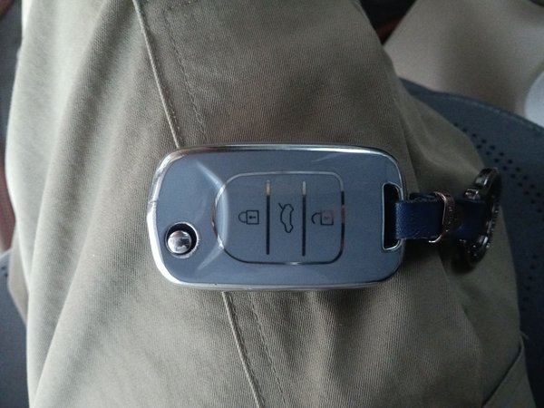 Wuling Hongguang MINIEV 2024, 13899 км, за 6115 USD - фото 18