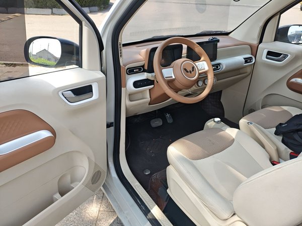 Wuling Hongguang MINIEV 2024, 15100 км, за 5475 USD - фото 19