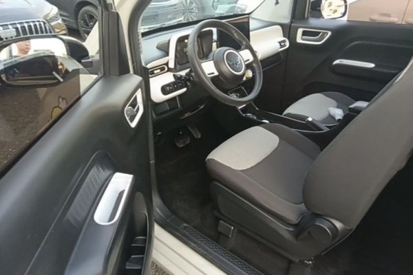 Wuling Hongguang MINIEV 2024, 18500 км, за 5786 USD - фото 18