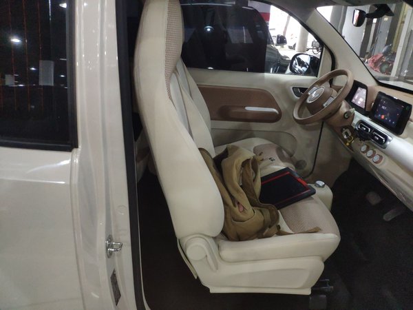 Wuling Hongguang MINIEV 2024, 22400 км, за 6358 USD - фото 23