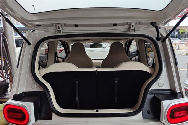 Wuling Hongguang MINIEV 2024, 30200 км, за 6817 USD - фото 22
