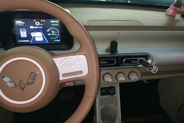 Wuling Hongguang MINIEV 2024, за 6106 USD - фото 16