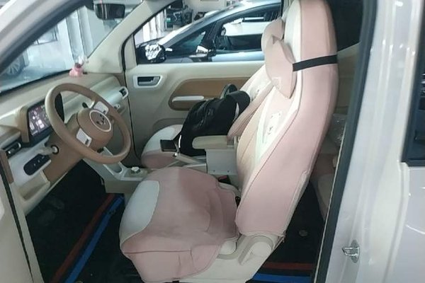 Wuling Hongguang MINIEV 2024, за 6106 USD - фото 18