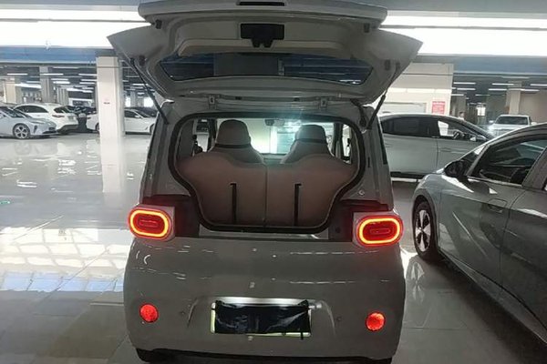 Wuling Hongguang MINIEV 2024, за 6106 USD - фото 22