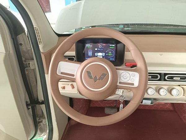 Wuling Hongguang MINIEV 2024, 9700 км, за 5035 USD - фото 11