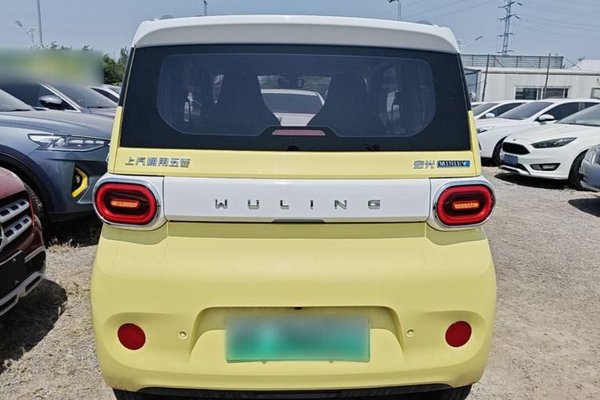 Wuling Hongguang MINIEV 2024, 32000 км, за 6957 USD