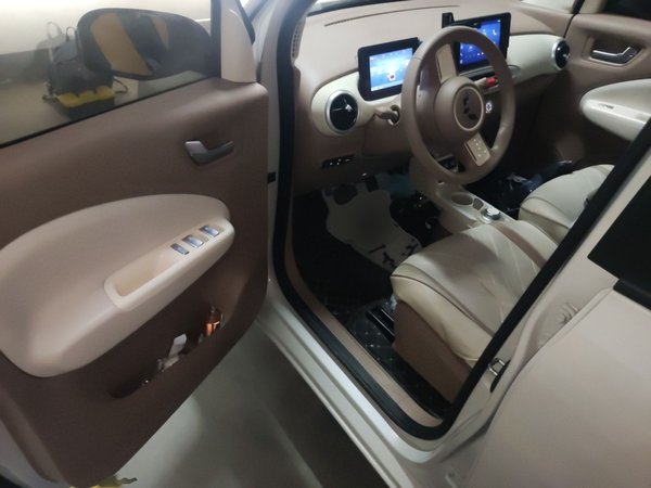 Wuling Hongguang MINIEV 2025, 14000 км, за 7564 USD - фото 19