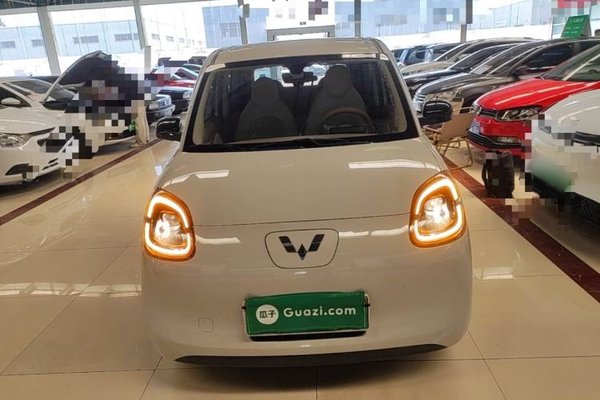 Wuling Hongguang MINIEV 2025, 14200 км, за 6746 USD