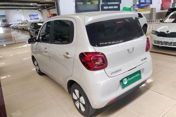Wuling Hongguang MINIEV 2025, 14200 км, за 6746 USD