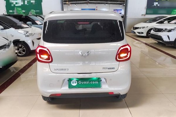 Wuling Hongguang MINIEV 2025, 14200 км, за 6746 USD