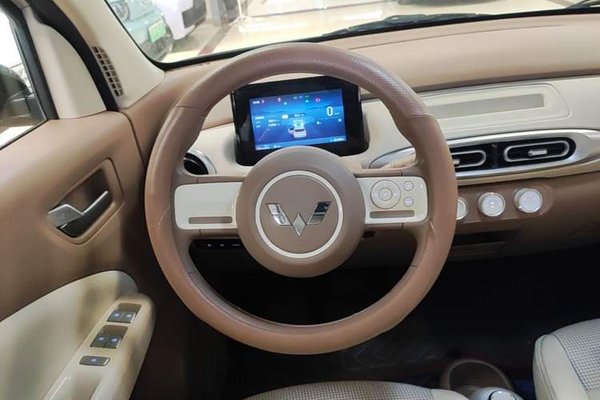 Wuling Hongguang MINIEV 2025, 14200 км, за 6746 USD - фото 13