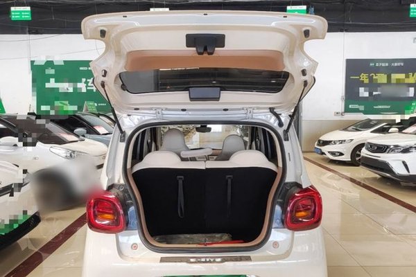 Wuling Hongguang MINIEV 2025, 14200 км, за 6746 USD - фото 22