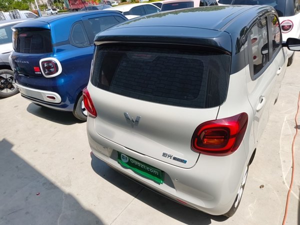Wuling Hongguang MINIEV 2025, 15300 км, за 7388 USD