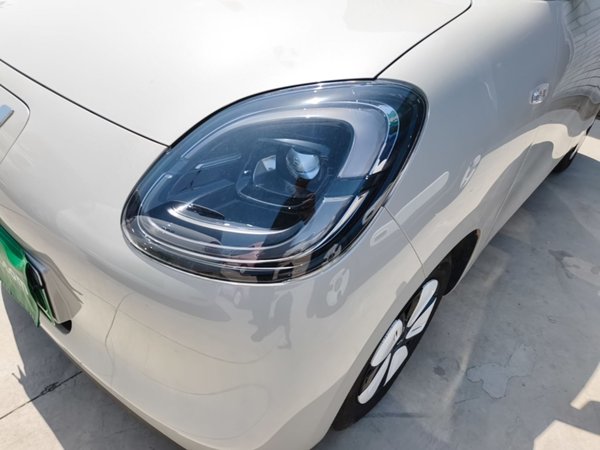 Wuling Hongguang MINIEV 2025, 15300 км, за 7388 USD