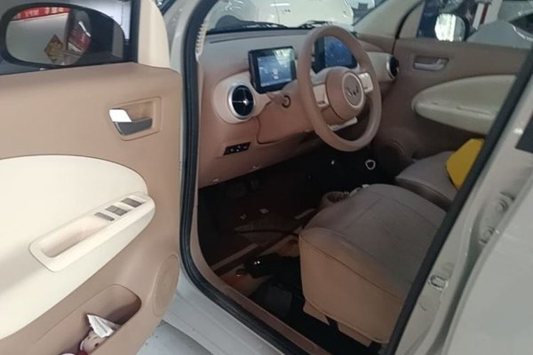 Wuling Hongguang MINIEV 2025, 5800 км, за 7576 USD - фото 19
