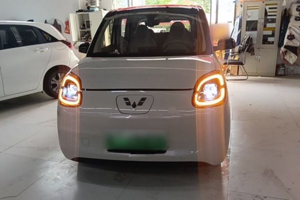 Wuling Hongguang MINIEV 2025, 5800 км, за 7576 USD