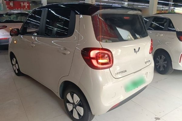 Wuling Hongguang MINIEV 2025, 5800 км, за 7576 USD