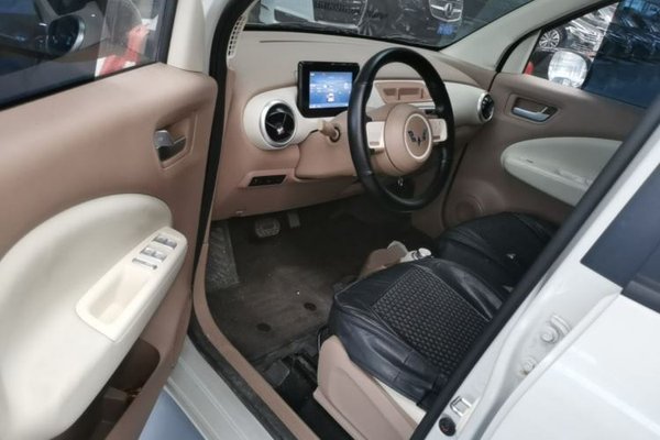 Wuling Hongguang MINIEV 2025, 7900 км, за 6966 USD - фото 18