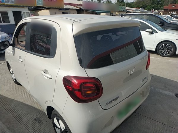 Wuling Hongguang MINIEV 2025, 9300 км, за 7225 USD