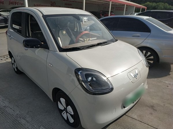 Wuling Hongguang MINIEV 2025, 9300 км, за 7225 USD