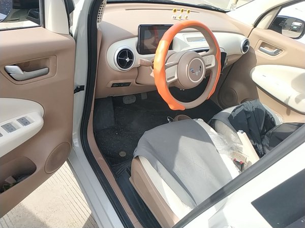 Wuling Hongguang MINIEV 2025, 9300 км, за 7225 USD - фото 19