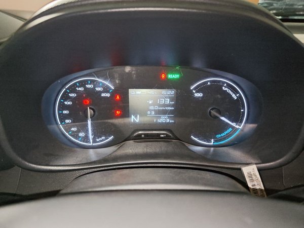 Wuling Hongguang New Energy 2024, 11200 км, за 9586 USD - фото 8