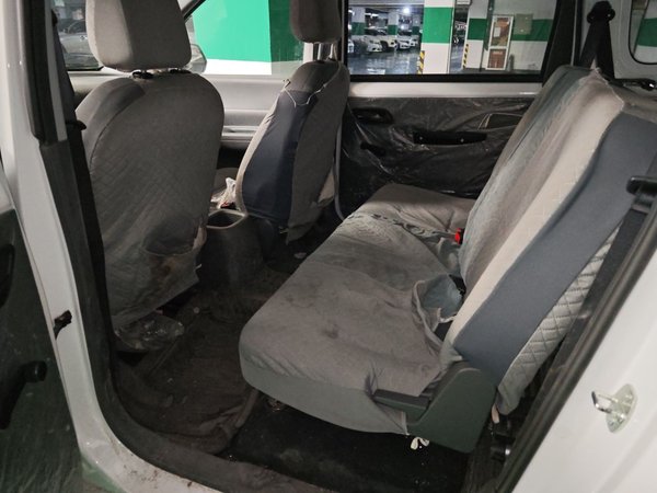 Wuling Hongguang New Energy 2024, 11200 км, за 9586 USD - фото 14