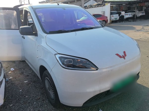 Wuling Hongguang New Energy 2024, 23500 км, за 9500 USD - фото 20