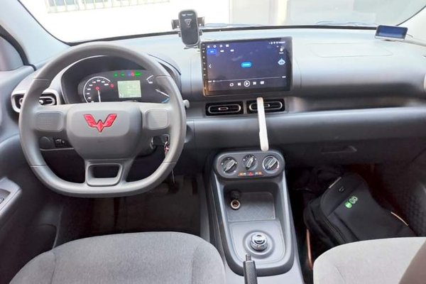 Wuling Hongguang New Energy 2024, 24900 км, за 10637 USD - фото 12