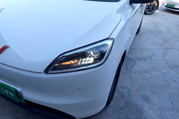 Wuling Hongguang New Energy 2024, 24900 км, за 10637 USD - фото 8
