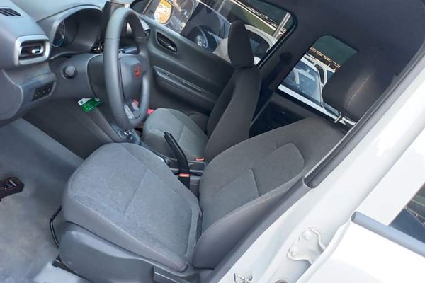 Wuling Hongguang New Energy 2024, 24900 км, за 10637 USD - фото 17
