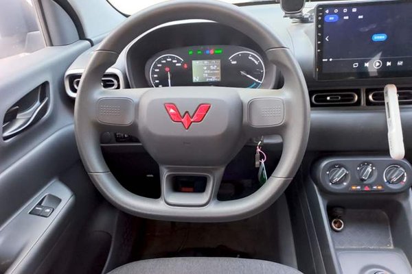 Wuling Hongguang New Energy 2024, 24900 км, за 10637 USD - фото 13